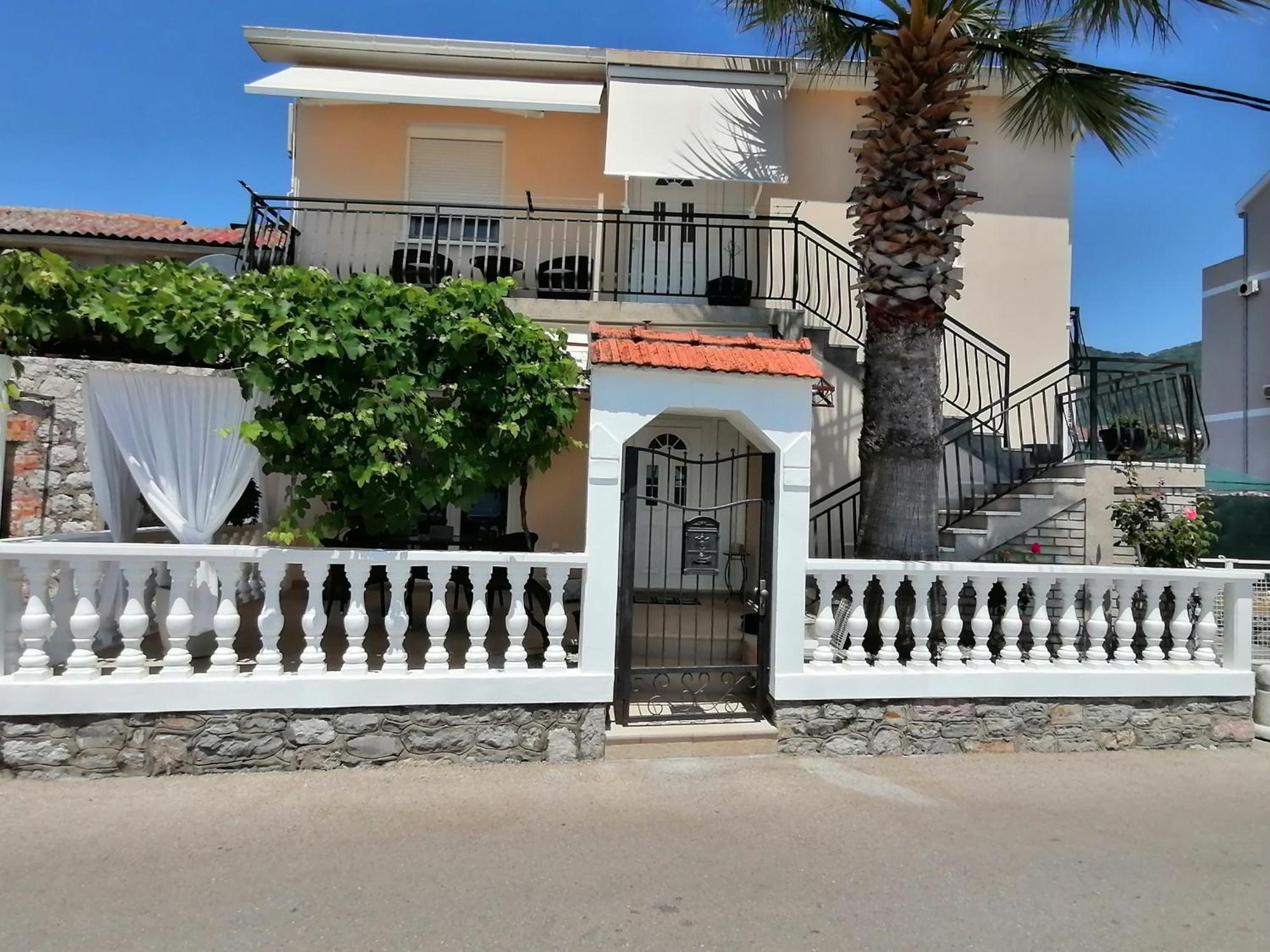 Apartment Casa Sul Mare Tivat Exteriör bild