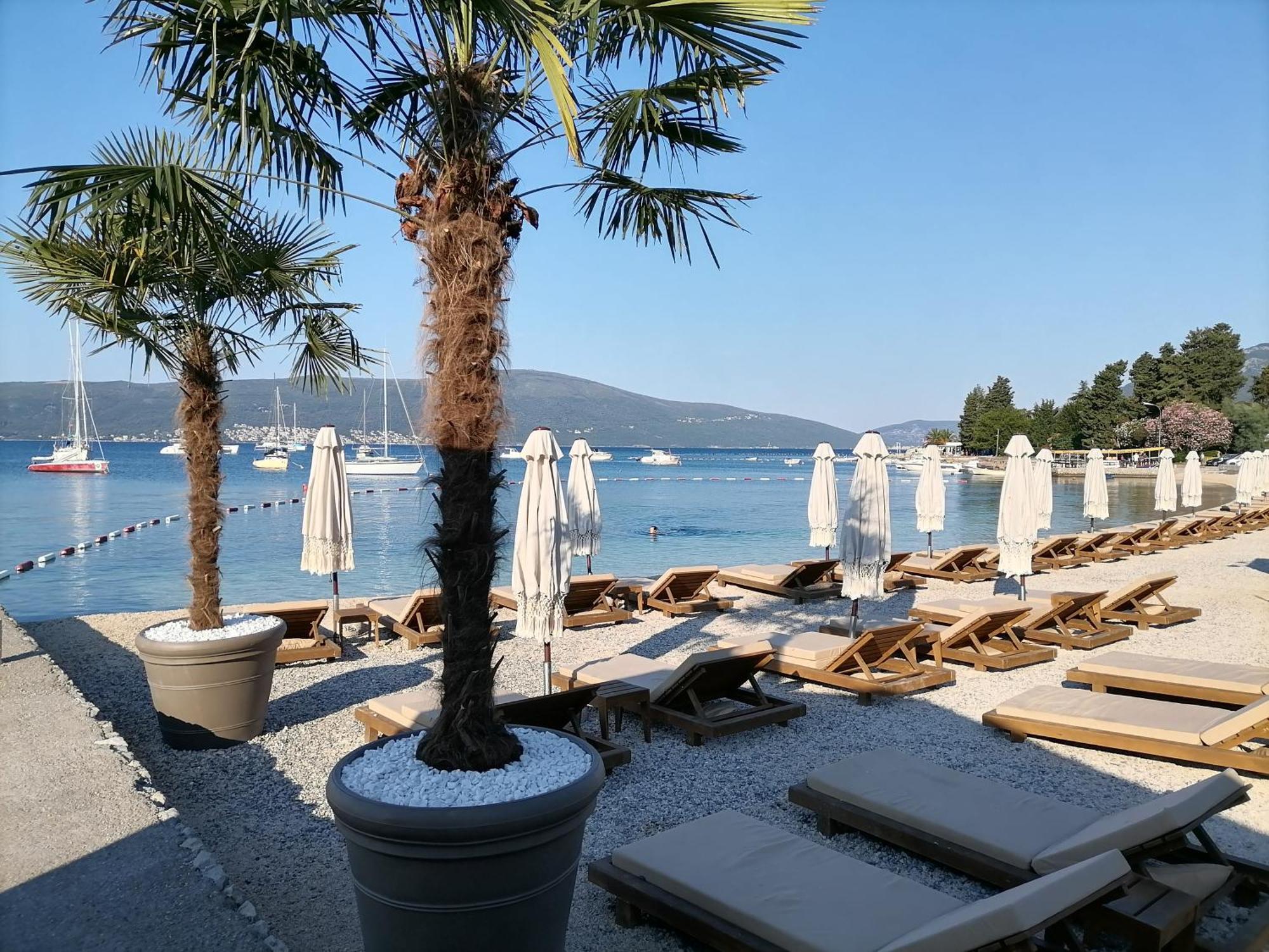 Apartment Casa Sul Mare Tivat Exteriör bild